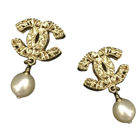 boucle d'oreille perle chanel|chanel boucles d'oreilles.